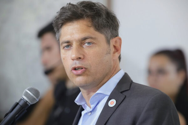 KICILLOF:»EL TURISMO ATRAVIESA UNA FUERTE CRISIS POR LAS DECISIONES ECONÓMICAS DEL GOBIERNO NACIONAL»